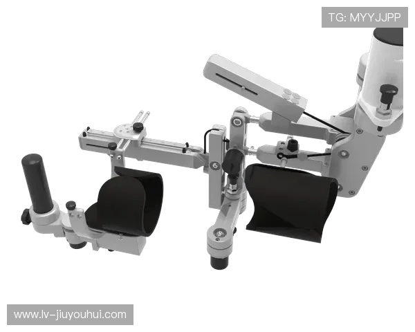 高粘度足球门将手套提升抓握力与防护性能的技术创新分析